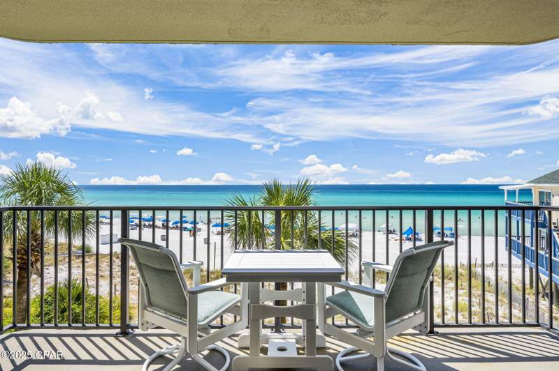 3 bedroom Condominium at 4715 Thomas Drive 310A, The Commodore, Panama City — photo 3