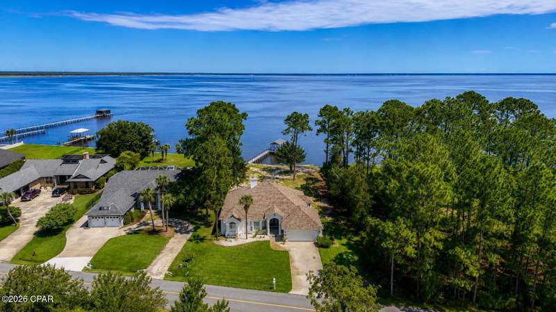 3 bedroom SingleFamilyResidence at 334 Moonlight Bay Drive, Colony Club Hrbr Ph 1, Panama City Beach — photo 3