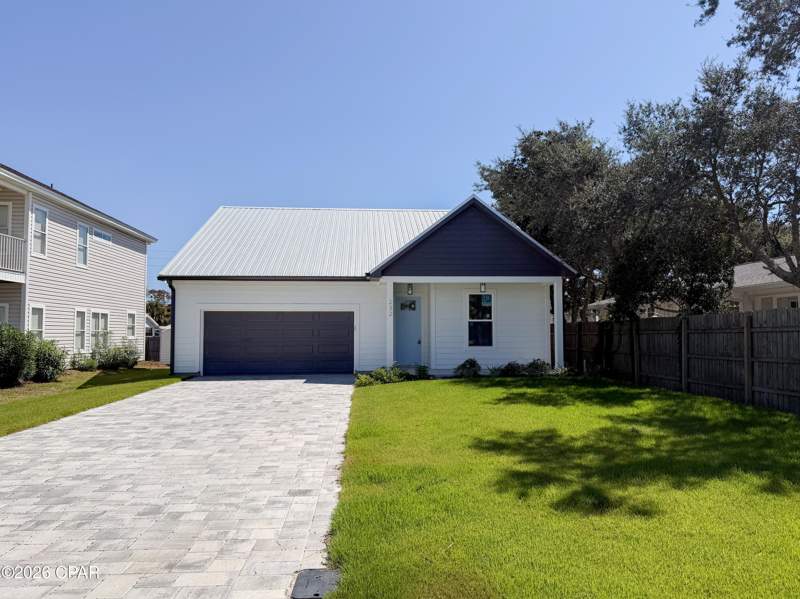 3 bedroom SingleFamilyResidence at 232 Wisteria Lane, Laguna Beach, Panama City Beach — photo 2