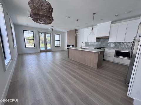 6806 Thomas Drive, Panama City FL - photo 19 of 43