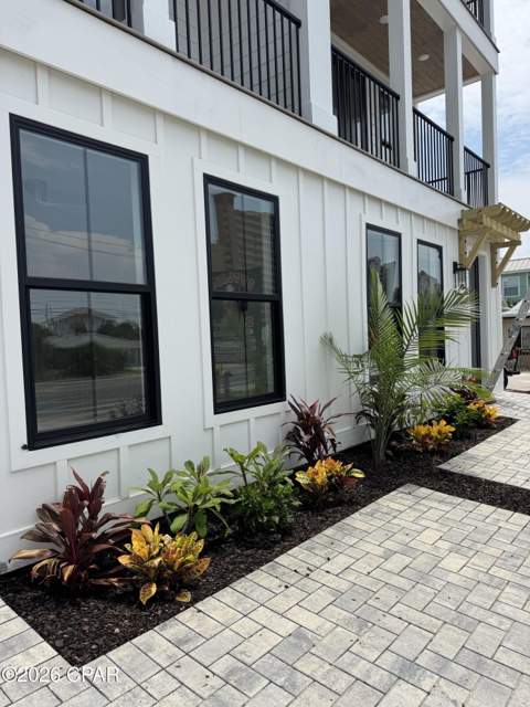 6806 Thomas Drive, Panama City FL - photo 7 of 43