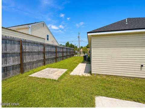 7582 Kelsey Drive, Panama City FL - photo 8 of 37