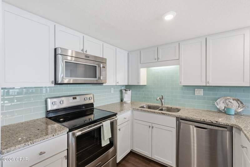 2 bedroom Condominium at 6201 Thomas Drive 702, Watercrest Condo, Panama City — photo 5