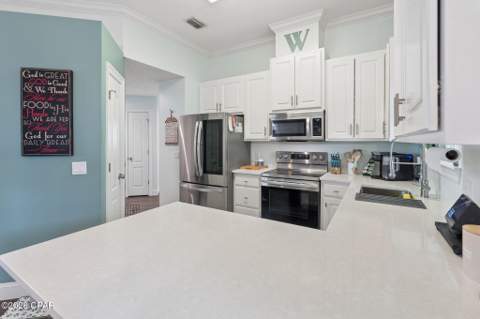 1801 Glencoe Drive, Lynn Haven FL - photo 11 of 34