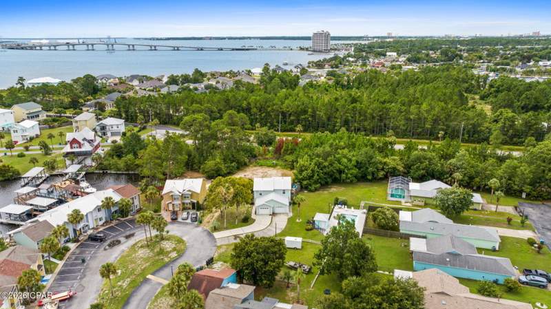 2 bedroom Attached at 6511 Harbour Boulevard, Harbour Towne, Panama City Beach — photo 3