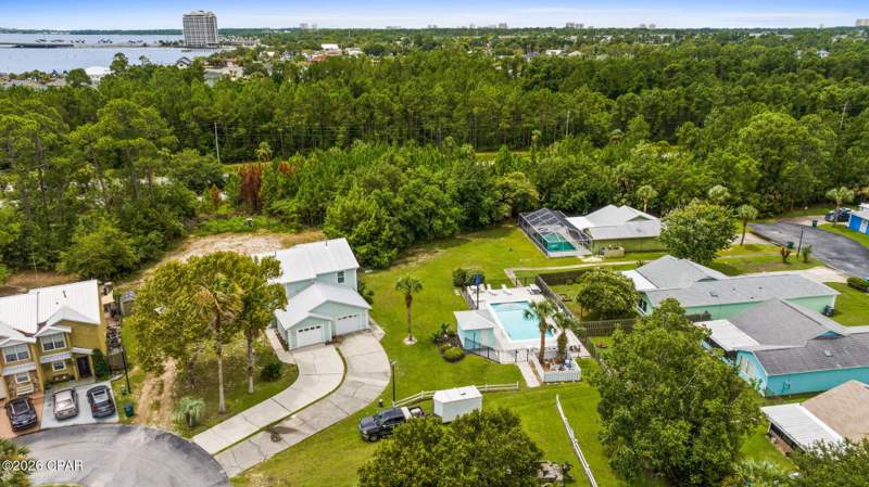 2 bedroom Attached at 6511 Harbour Boulevard, Harbour Towne, Panama City Beach — photo 4