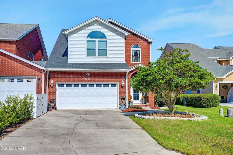 3 bedroom SingleFamilyResidence at 2601 Country Club Drive, Country Club Harbour Estates, Lynn Haven — photo 3