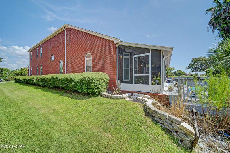 3 bedroom SingleFamilyResidence at 2601 Country Club Drive, Country Club Harbour Estates, Lynn Haven — photo 4
