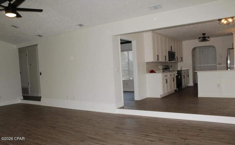 3 bedroom SingleFamilyResidence at 1706 Massachusetts Avenue, Lynn Haven, Lynn Haven — photo 5