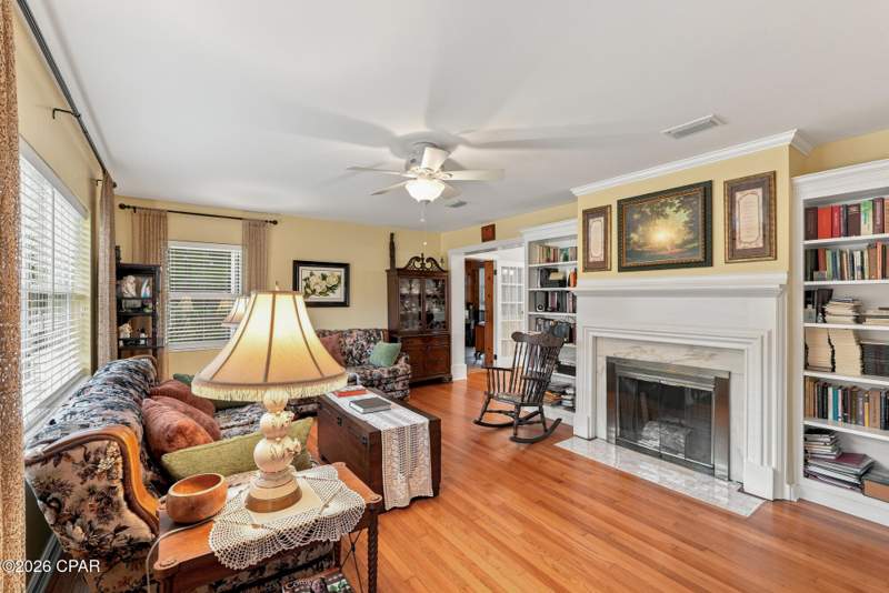 2 bedroom SingleFamilyResidence at 1703 W 10th Street, Old Town Plat, Panama City — photo 4