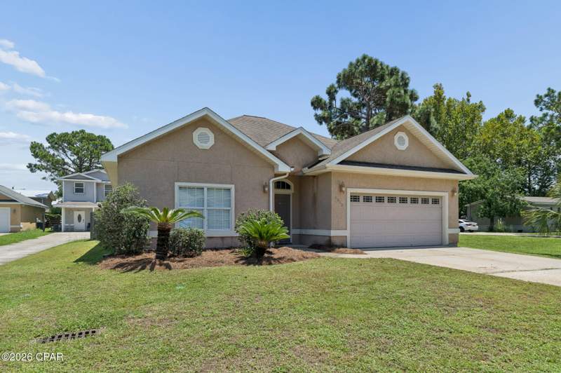 3 bedroom SingleFamilyResidence at 2512 Dorothy Avenue, Pines 5th Add, Panama City — photo 1