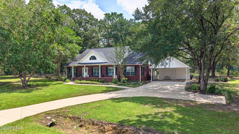 3 bedroom SingleFamilyResidence at 2712 Marian Drive, Dogwood Lakes, Bonifay — photo 2