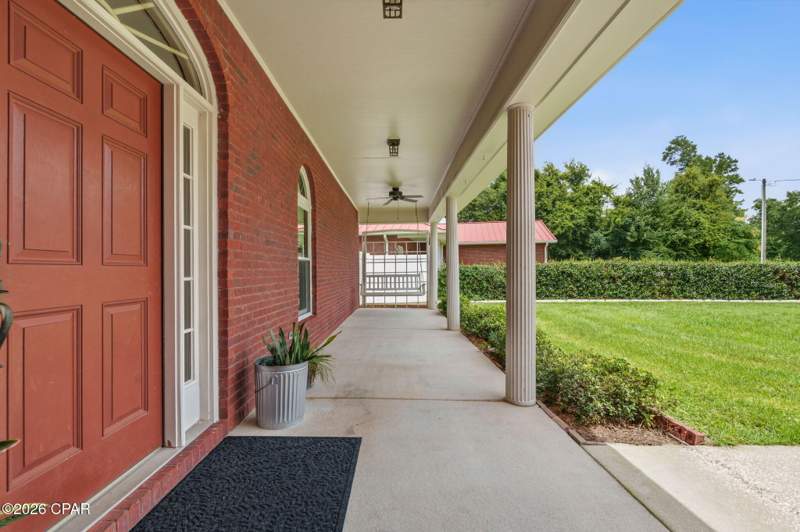 4 bedroom SingleFamilyResidence at 5133 Indian Bluff Drive, Indian Bluff, Youngstown — photo 2