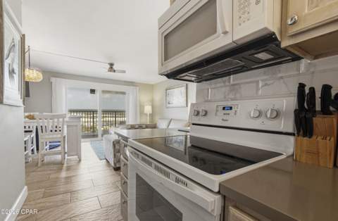 8743 Thomas Drive 423, Panama City FL - photo 7 of 52