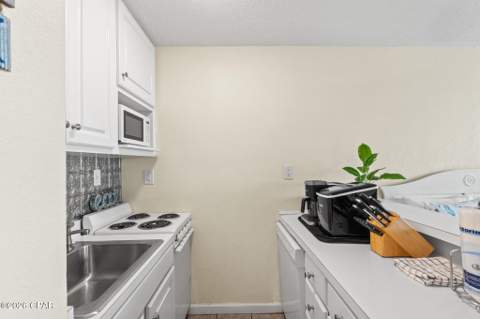 8817 S Thomas Drive A418, Panama City FL - photo 7 of 28