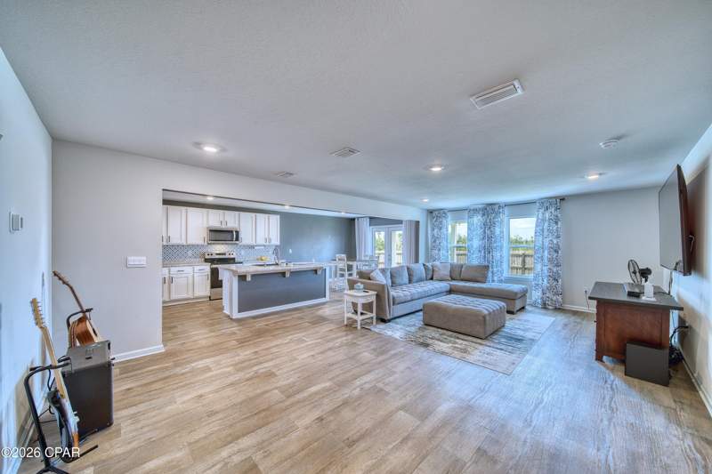 5 bedroom SingleFamilyResidence at 5528 Mars Hill Lane, Mars Hill, Panama City — photo 5
