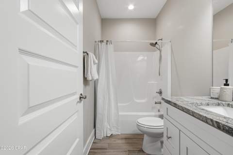 6222 Pinetree Avenue, Panama City Beach FL - photo 18 of 26