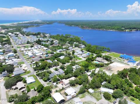 704 Gulf View Drive, Panama City Beach FL - photo 14 of 38
