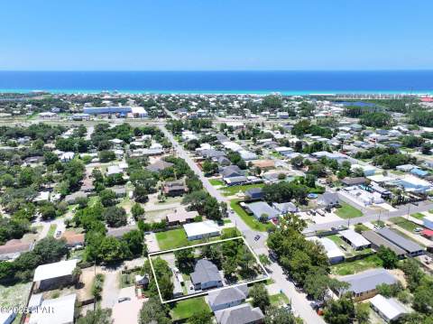 704 Gulf View Drive, Panama City Beach FL - photo 9 of 38