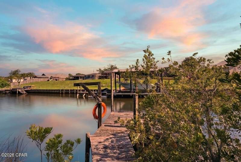 4 bedroom SingleFamilyResidence at 2306 Pretty Bayou Island Drive, Island View Estates, Panama City — photo 3