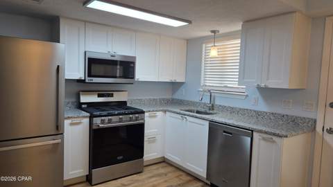 181 Robin Lane, Panama City FL - photo 7 of 48