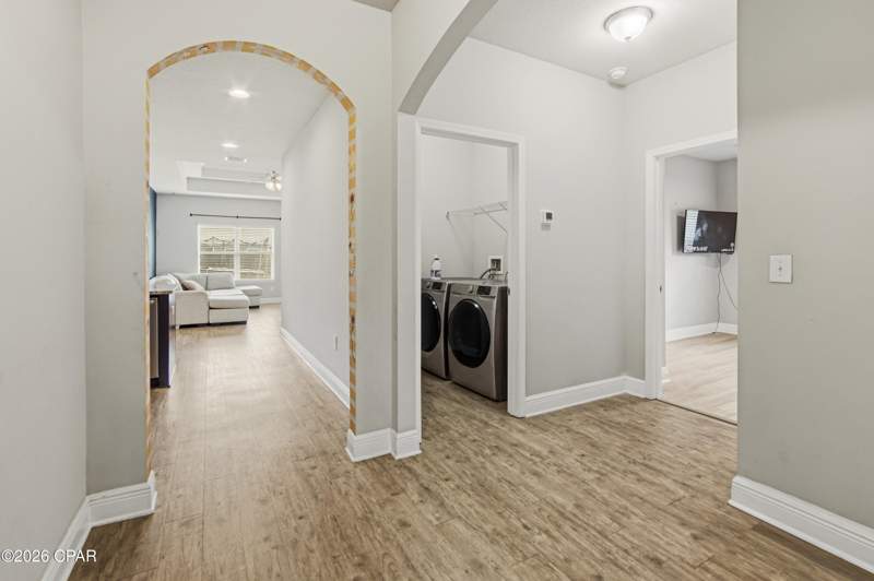 4 bedroom SingleFamilyResidence at 129 N Shoreview Drive, Village of Mill Bayou/Shoreline Village Ph 1C, Panama City — photo 5