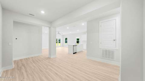 5214 Hastings Drive, Panama City FL - photo 7 of 41