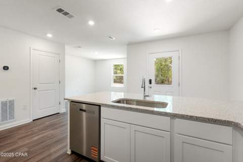 4130 Flint Avenue, Chipley FL - photo 6 of 29