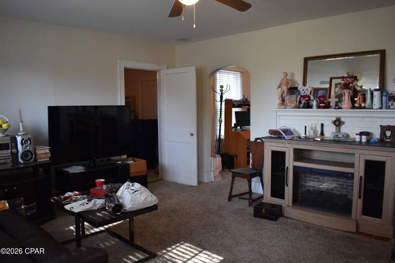 3 bedroom SingleFamilyResidence at 414 N Macarthur Avenue, Sudduths 4th Add, Panama City — photo 2