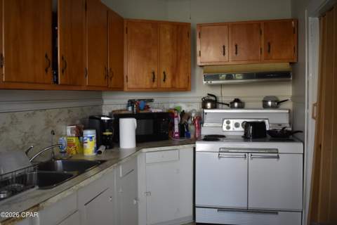 414 N Macarthur Avenue, Panama City FL - photo 8 of 33
