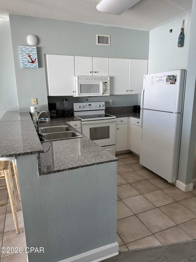 2 bedroom Condominium at 9900 S Thomas Drive 1219, Shores Of Panama Phase II, Panama City Beach — photo 2