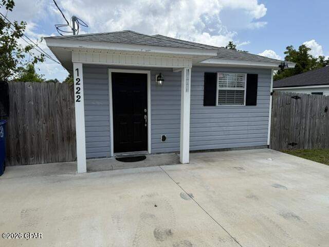 2 bedroom SingleFamilyResidence at 1222 Louisiana Avenue, Carver Heights, Panama City — photo 1