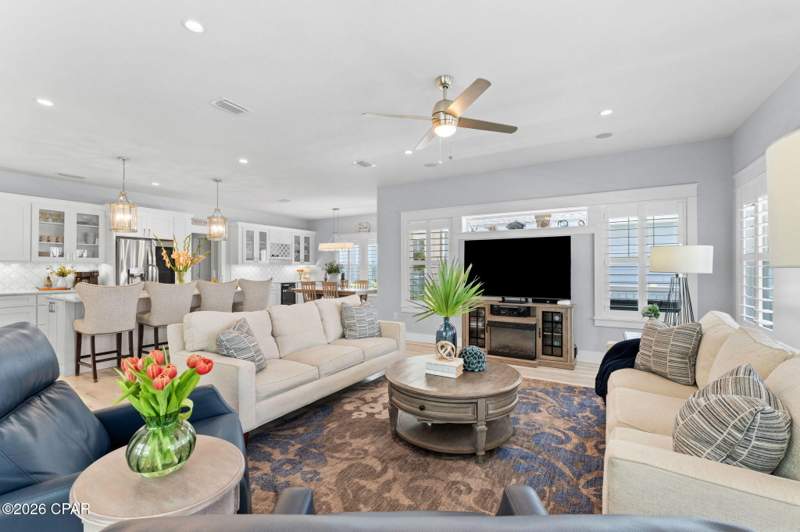 4 bedroom SingleFamilyResidence at 107 Turtle Cove, Turtle Cove At Lake Powell, Panama City Beach — photo 2