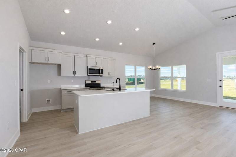 3 bedroom SingleFamilyResidence at 5229 Salvation Street, Parkbrook, Panama City — photo 4