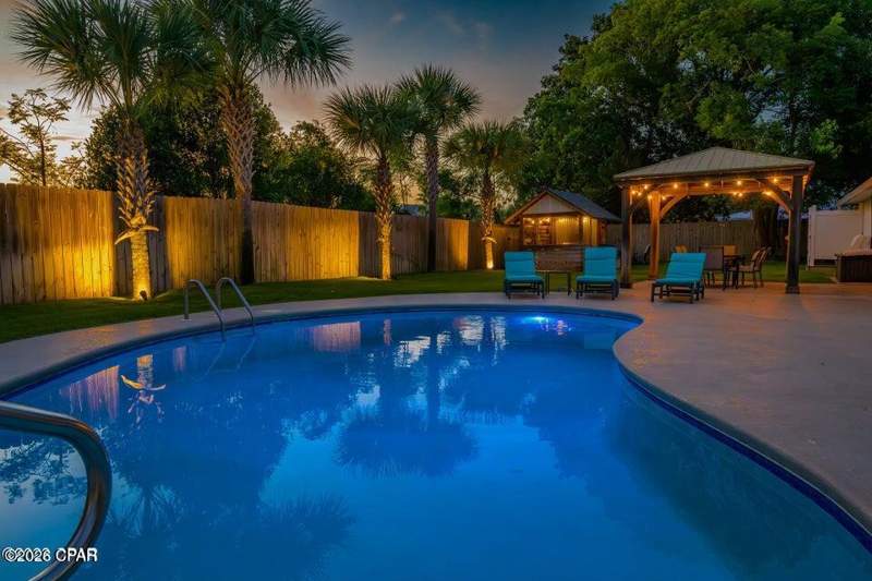 4 bedroom SingleFamilyResidence at 208 San Vincente Street, El Centro Beach, Panama City Beach — photo 5