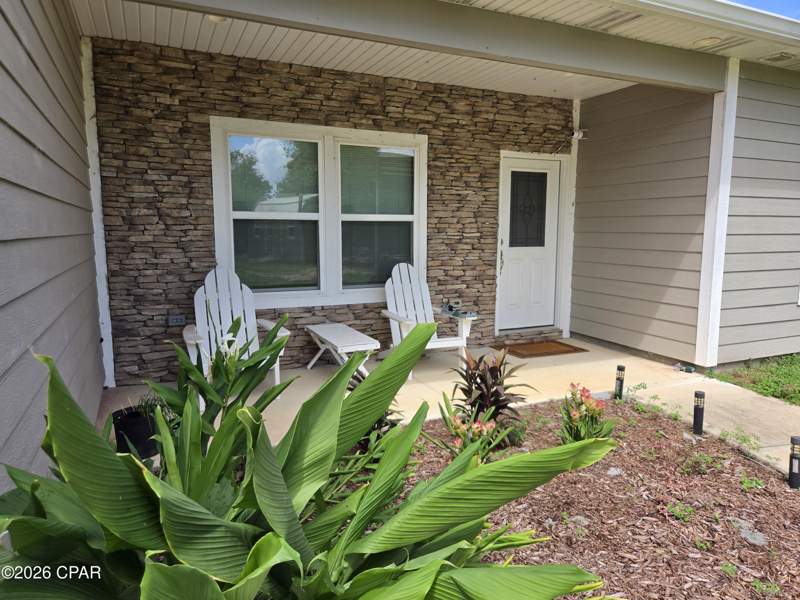 3 bedroom SingleFamilyResidence at 3445 Cardinal Place, Leisure Lakes 1st Add, Chipley — photo 2