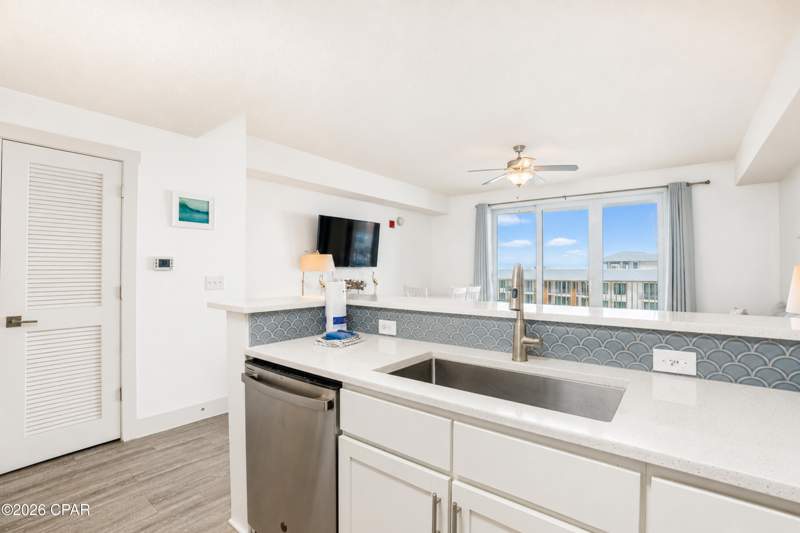 1 bedroom Condominium at 15928 Front Beach Road 3-510, Calypso Towers III, Panama City Beach — photo 5