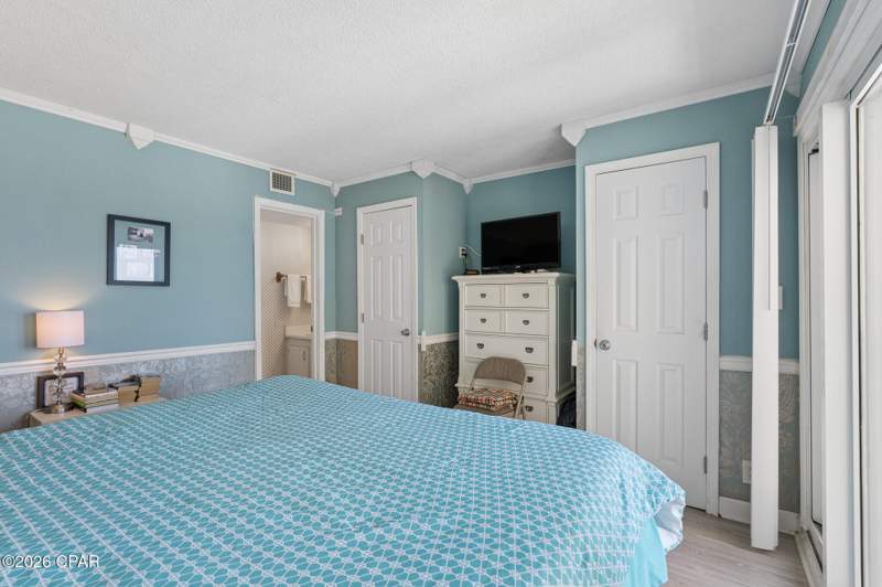 2 bedroom Condominium at 23223 Front Beach Road 713, Pinnacle Port Phase 1-A, Panama City Beach — photo 5
