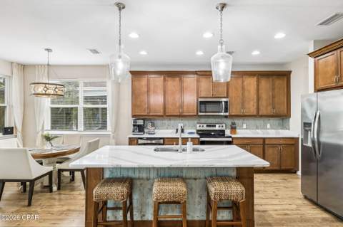 8439 Coral Reef Way, Panama City Beach FL - photo 11 of 34