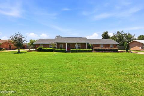 637 Baywood Drive, Lynn Haven FL - photo 7 of 45