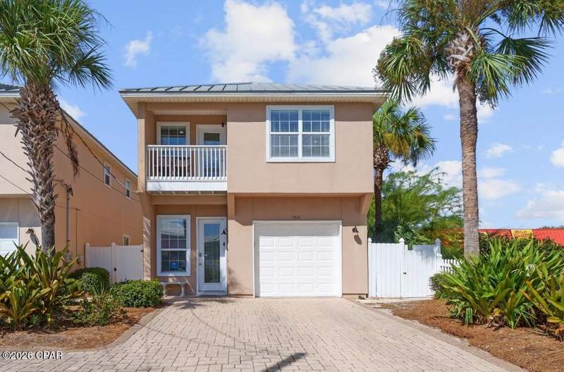 3 bedroom SingleFamilyResidence at 7818 Thomas Drive, Villas Of Panama, Panama City — photo 2