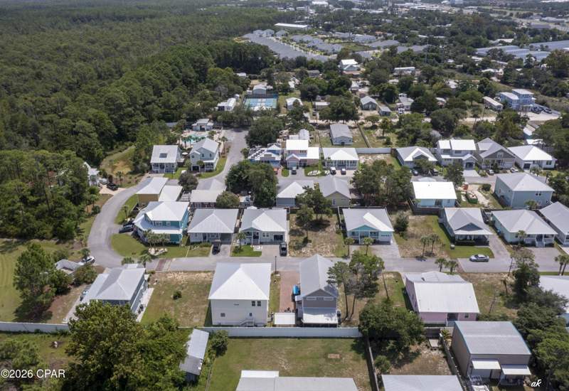 3 bedroom SingleFamilyResidence at 433 Paradise Boulevard, Paradise Grove, Panama City Beach — photo 5
