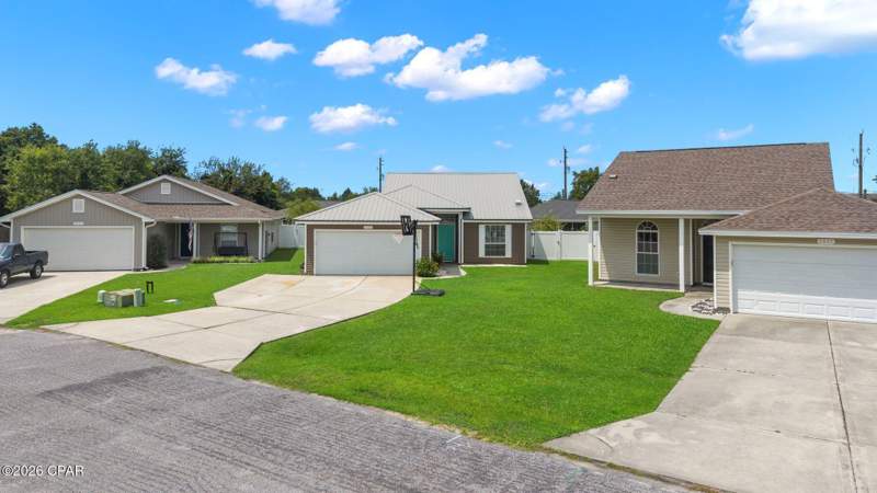 3 bedroom SingleFamilyResidence at 3005 Nowell Court, Nowell Court, Panama City — photo 3