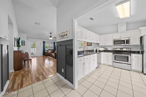 3005 Nowell Court, Panama City FL - photo 8 of 44