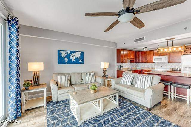1 bedroom Condominium at 9860 S Thomas Drive 1219, Laketown Wharf, Panama City Beach — photo 5