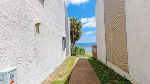 6445 Oakshore Drive, Panama City FL - photo 8 of 60