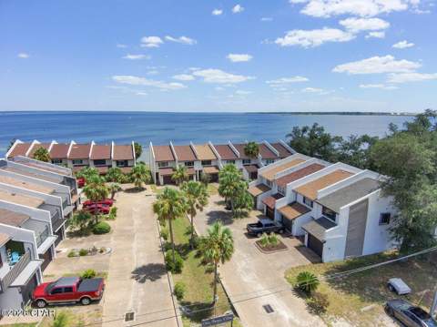 6445 Oakshore Drive, Panama City FL - photo 9 of 60