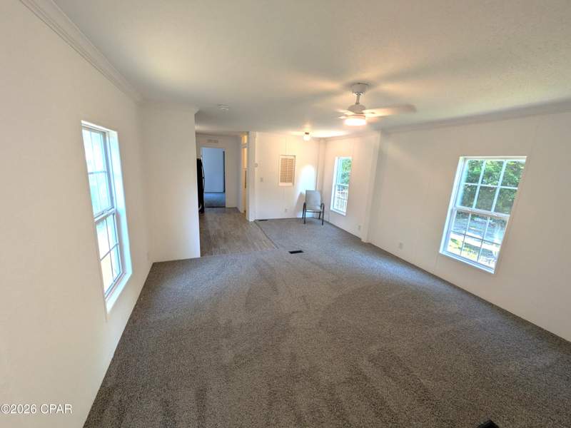 2 bedroom ManufacturedHome at 214 Everitt Avenue, Springfield, Panama City — photo 5