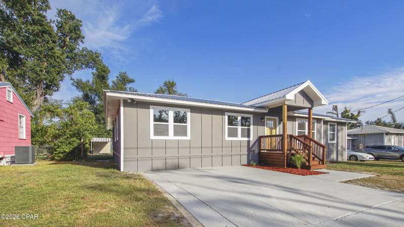 4 bedroom SingleFamilyResidence at 112 N Gayle Avenue, Cove Terrace, Panama City — photo 3