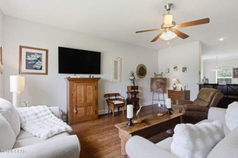 330 Madison Circle, Panama City Beach FL - photo 7 of 37
